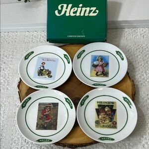 Set of‎ four Limited Edition Heinz Pickle Collection Appetizer Plates 6 inches